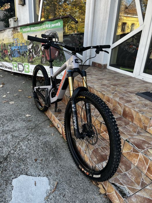 Downhill SantaCruz Nomad 29/27,5 Top
