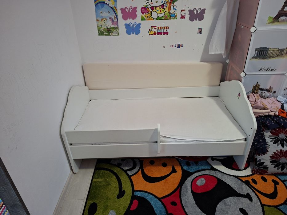 Pat pentru copii, cu o balustrada dimensiune 140x70, saltea  inclusa