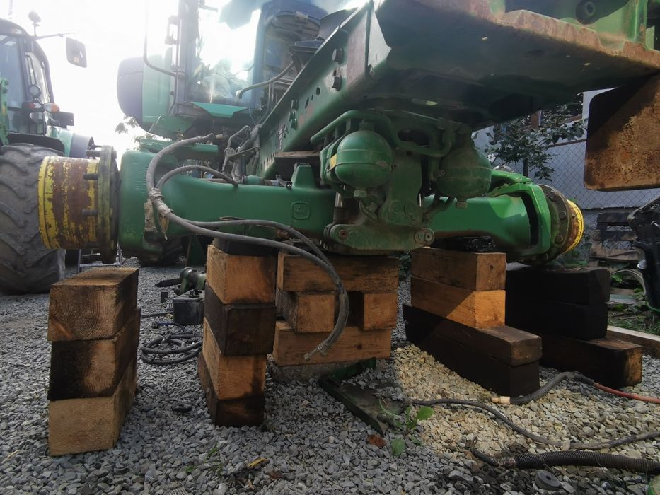 piese punte fata John Deere 7530 Premium