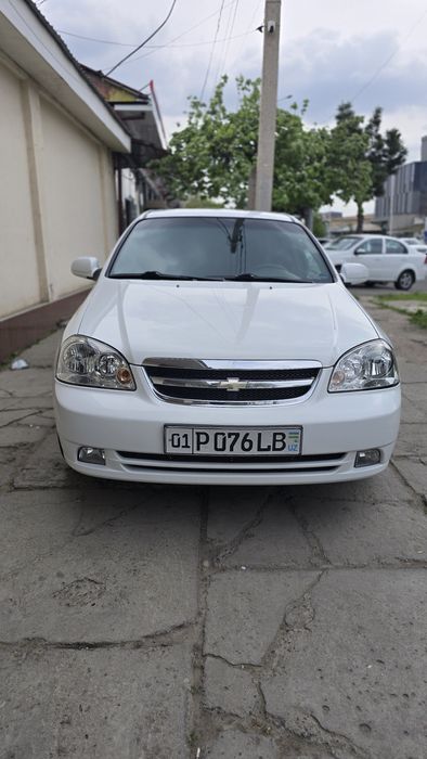 Lacetti sotiladi 1.6 avtomat 3 poz