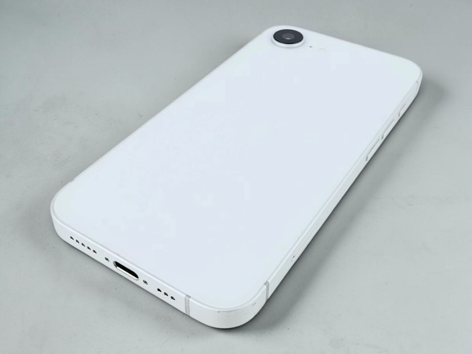 Apple iPhone 16e 128GB White 94% Батерия! Гаранция!