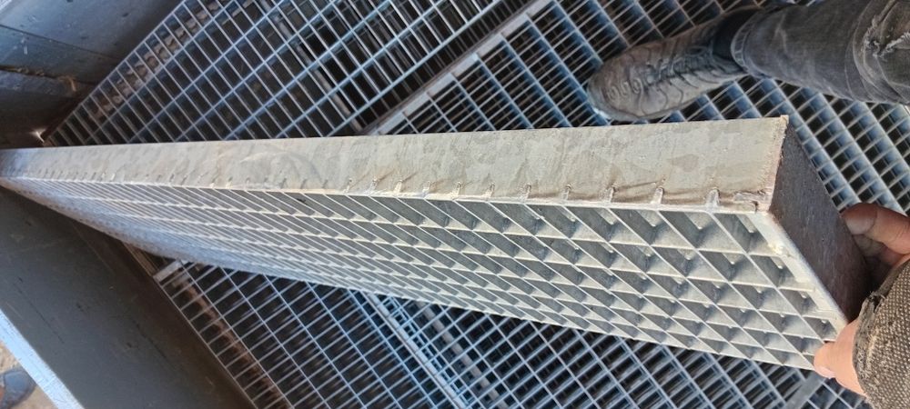 Vand treapta zincate