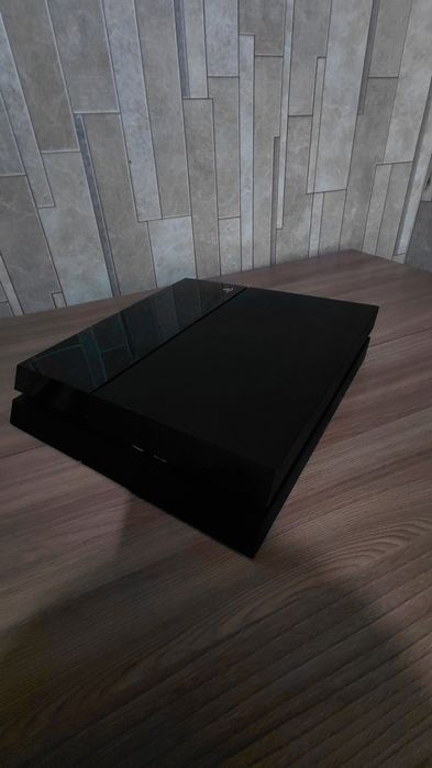 Playstation 4 с играми