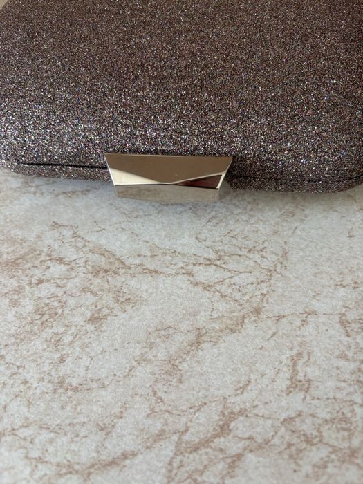 Gentuta rafinata de evenimente !