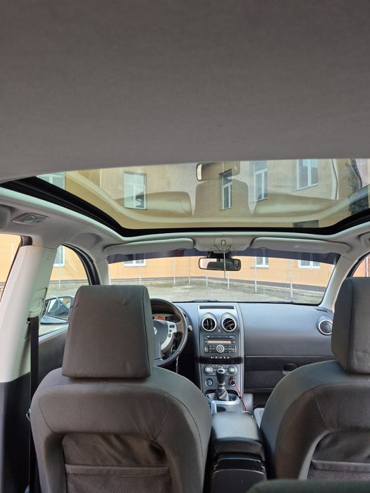 Nissan Qashqai 2009 panoramic clima