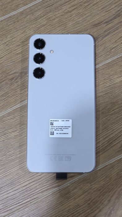 Samsung s24 plus новый