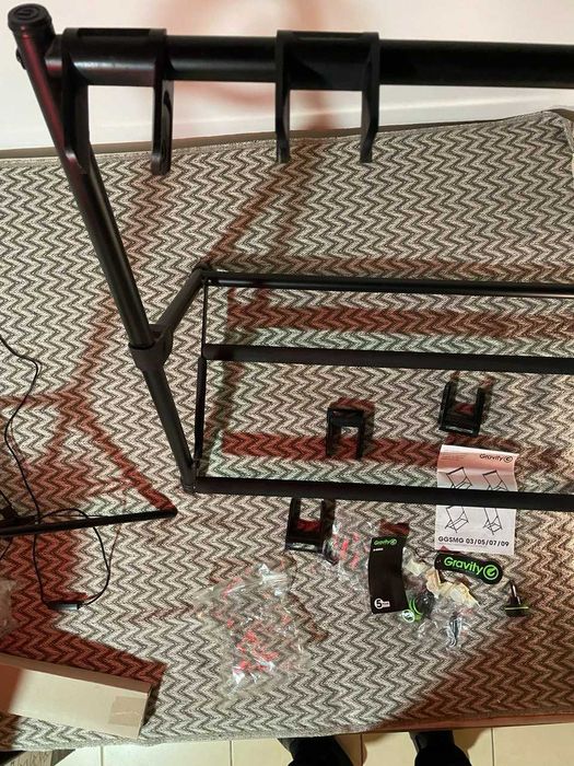 Мултистойка до 7 китари Gravity