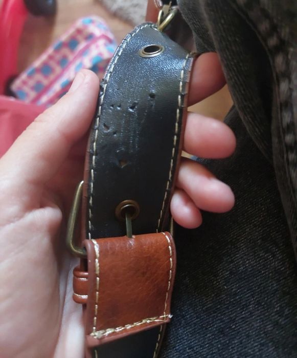 Borsetă din piele