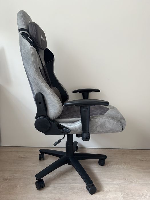 Игровое кресло Aerocool