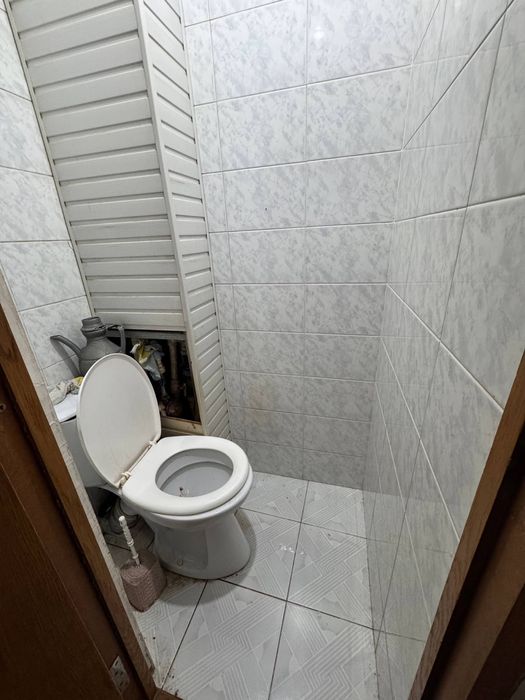 Срочно Продаётся 2-х комнатная квартира на Метро Новза!