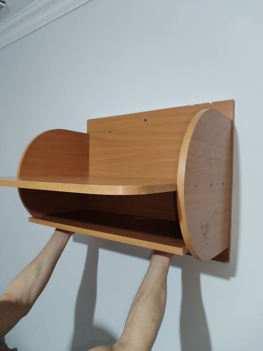 Телевизор подставкамен бірге