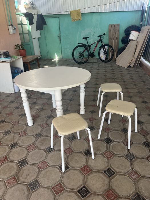 стол со стульями