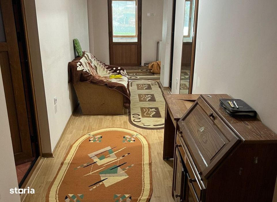 Casa 4 camere Valea Adanca , 200 metri Cod:158244