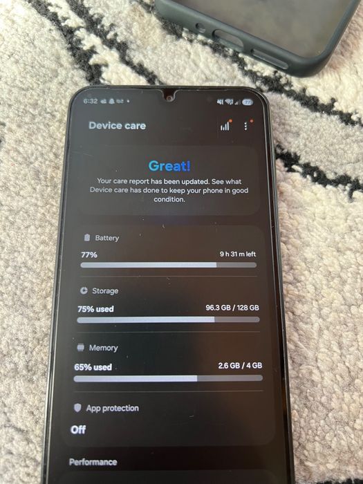 Vând Samsung Galaxy A17 5G (128GB / 4GB RAM) - Baterie 95% + Husă MagSafe