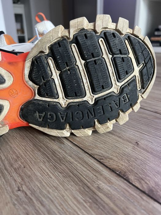Balenciaga track orange