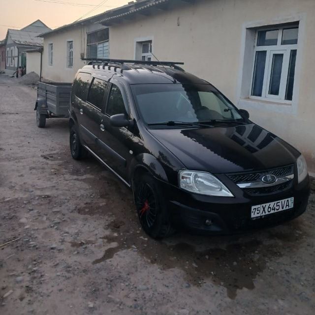 Lada Largus 2017