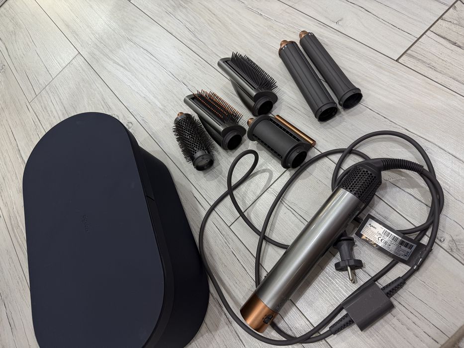 Фэн Dyson стайлер