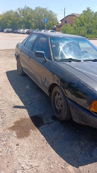 Ауди 80  срочно 450000