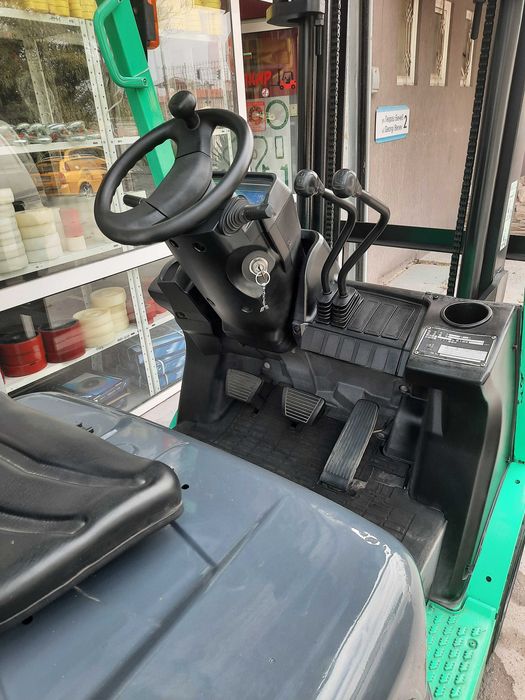 Мотокар, автоматик, модел Митсубиши, 1500КГ.