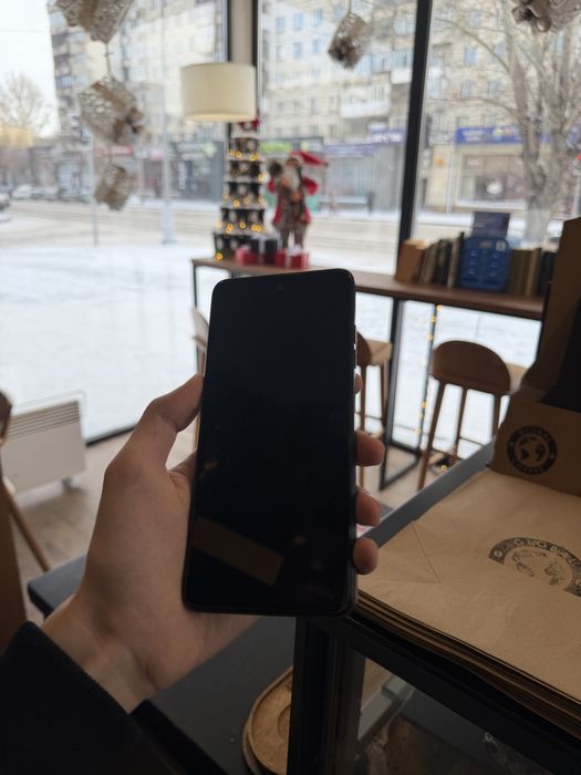 Продам телефон Tecno Spark Go 2024