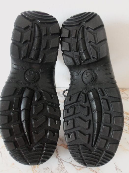 Обувки Стенсо № 38.