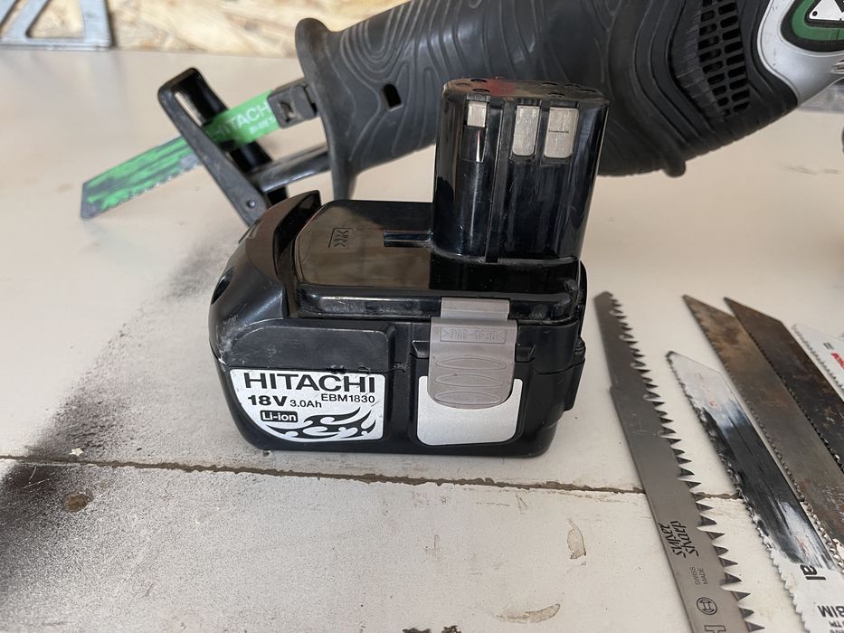 Fierastrau Hitachi
