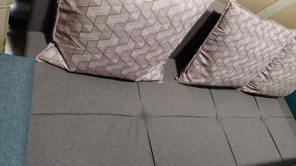 Продам диван тахта