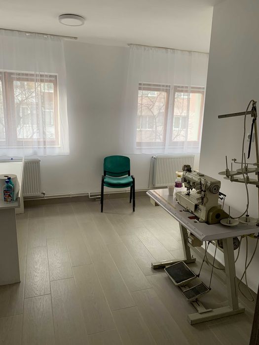 Inchiriere spatii comerciale, birouri, sala protocol.