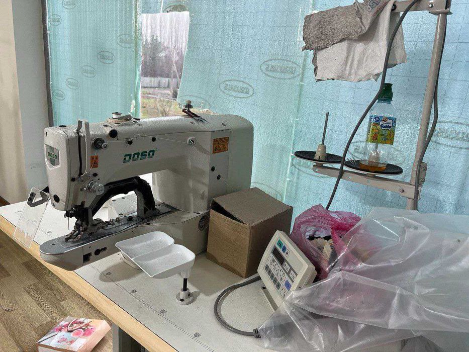 Швейная машинка пуговичная 1500 у.е. 1 шт.