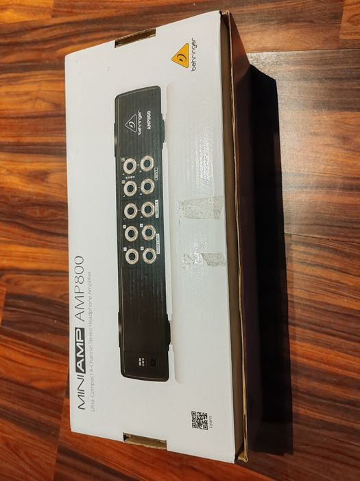 Mini Amp 800 Behringer