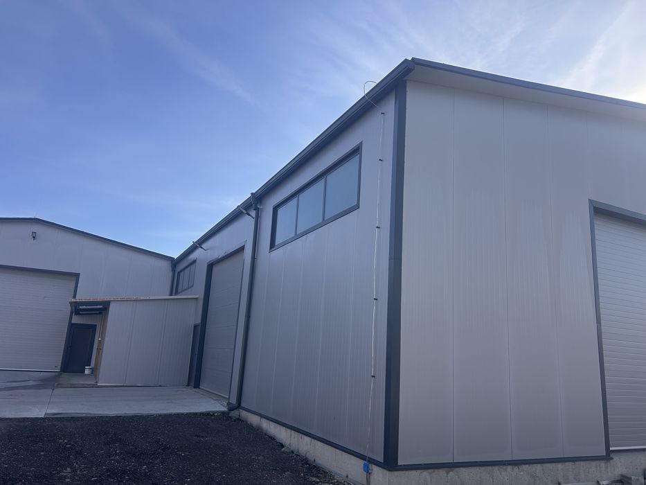 Дава се под наем Промишлена сграда в с. Ягодово, Област Пловдив - 530 кв.м за 1545.81 € - Снимка #19