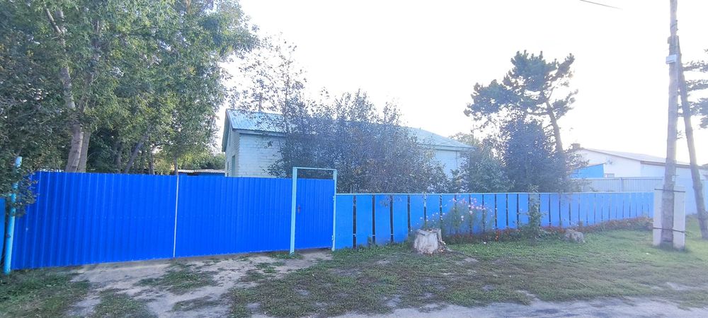 Дом с садом в Бишкуле