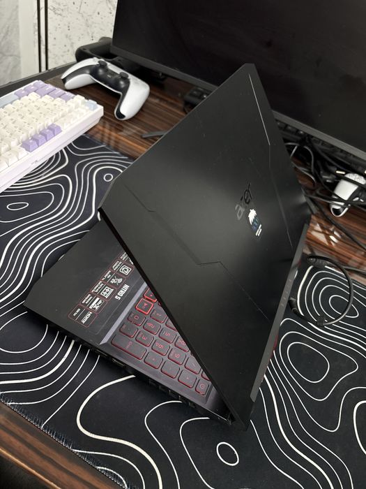 Acer nitro 5/ core i7-11800H / RTX 3050