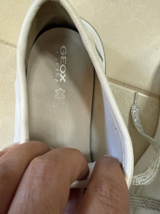 Geox  marimea 37