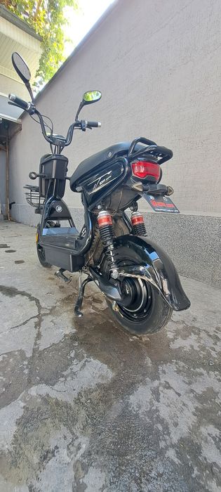 Skuter tesla 500 w morot