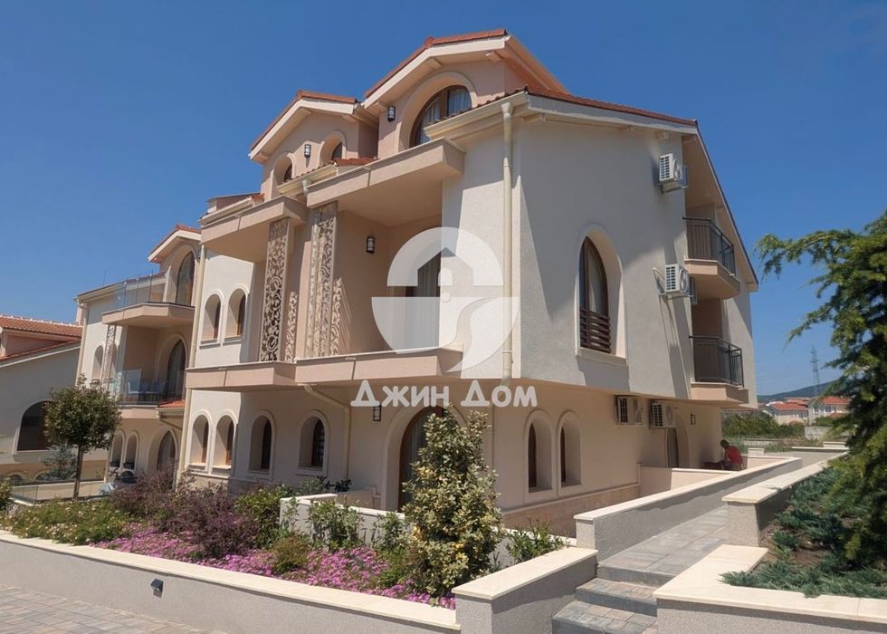 Продава се Двустаен апартамент в с. Кошарица, Област Бургас - 56 кв.м за 774 €/кв.м - Снимка #8