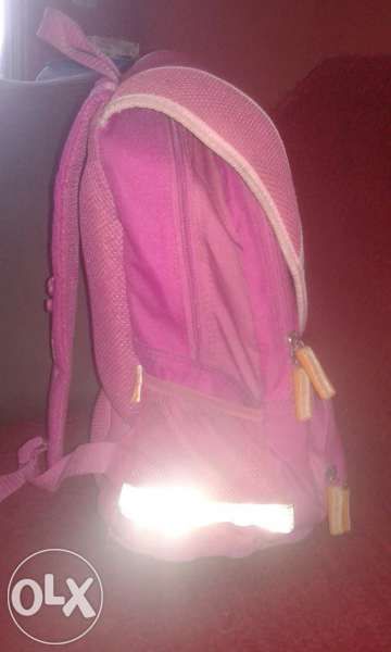 Анатомична ученическа раница +подарък