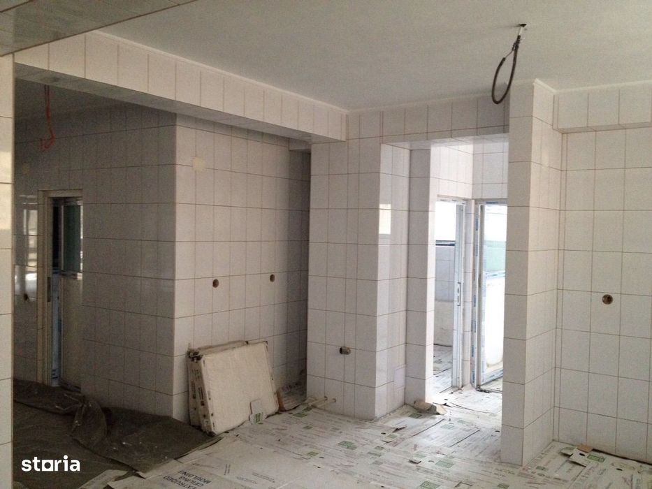 Pensiune / Hotel in Voineasa si 11 561 mp teren intravilan