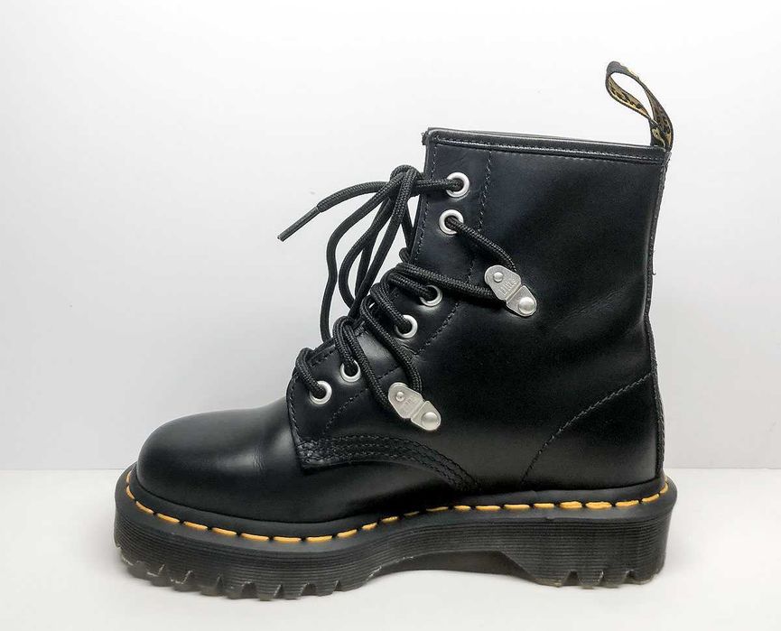 Dr Martens номер 36