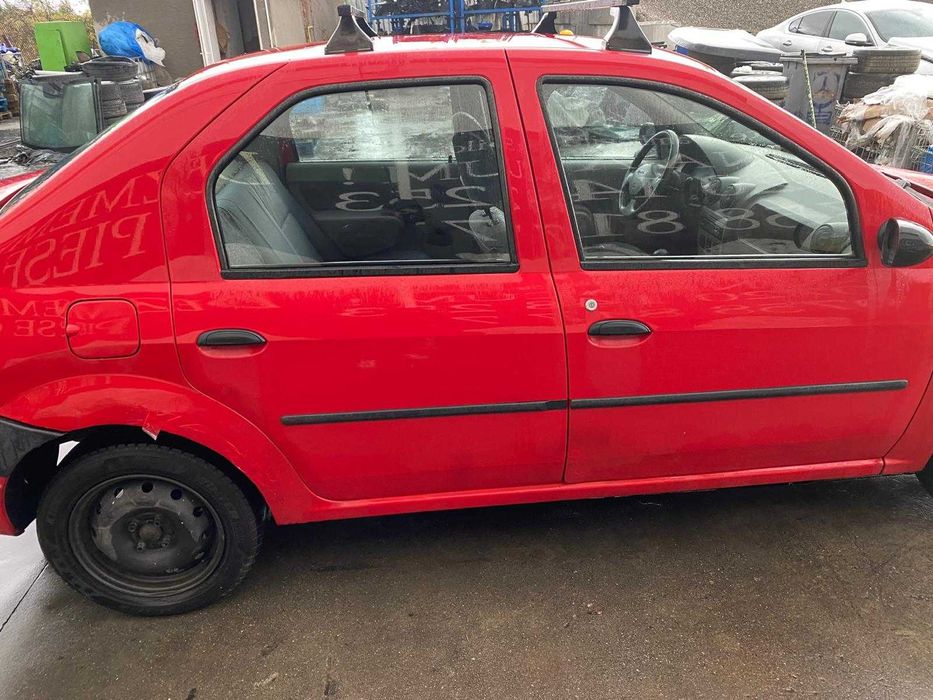 dezmembrez dacia Logan 1 motor 1.4i/bara fata Logan 1/usa logan 1