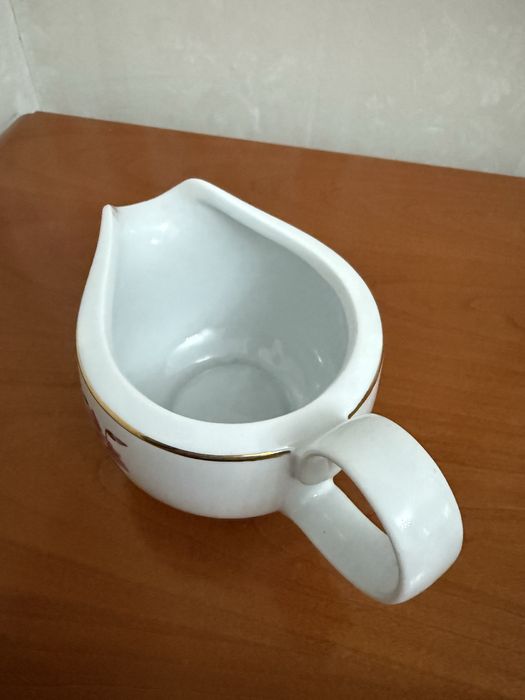 Фарфор из ГДР. Чайный сервиз. Чайник фарфоровый.