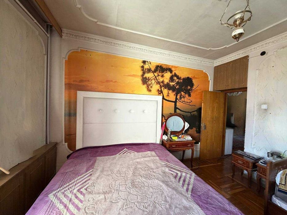 Шахар марказидан 4 хонали уй сотилади