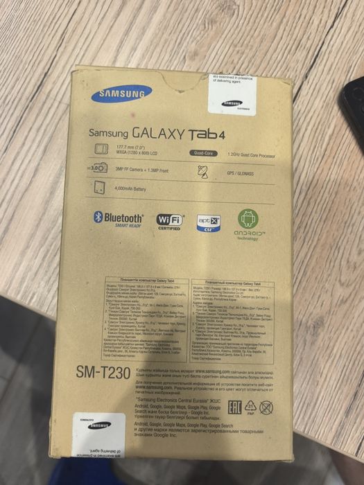 Продам планшет Samsung tab4