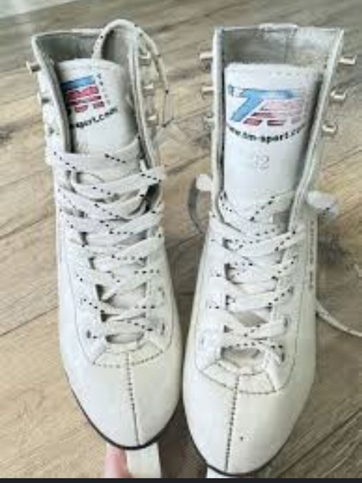 Фигурные коньки 33 размер