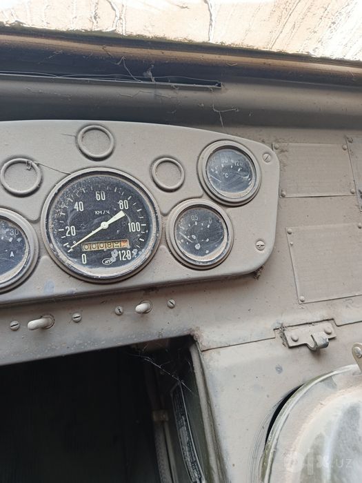Gaz 66 mashina sotiladi yangi pachka
