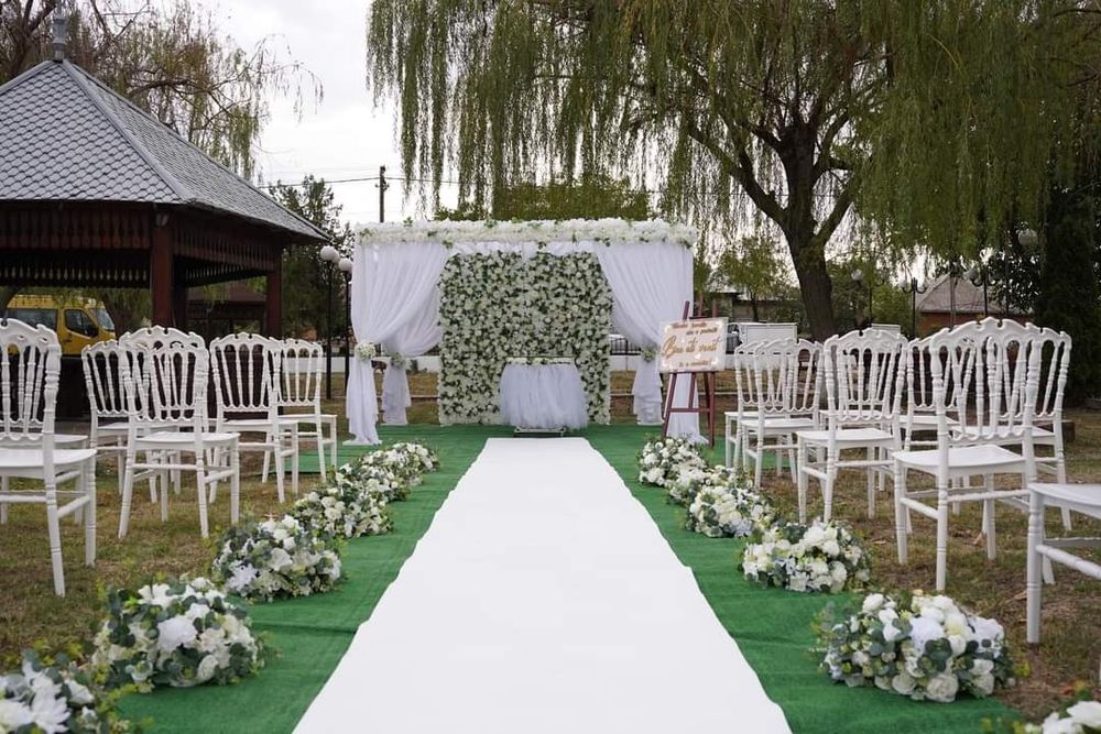 Închiriez decoratiuni evenimente