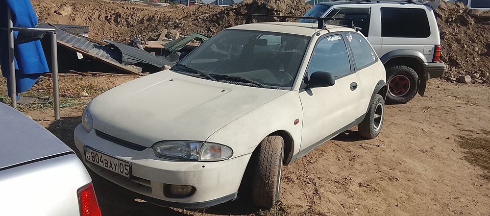 Mitsubishi Colt, 1993