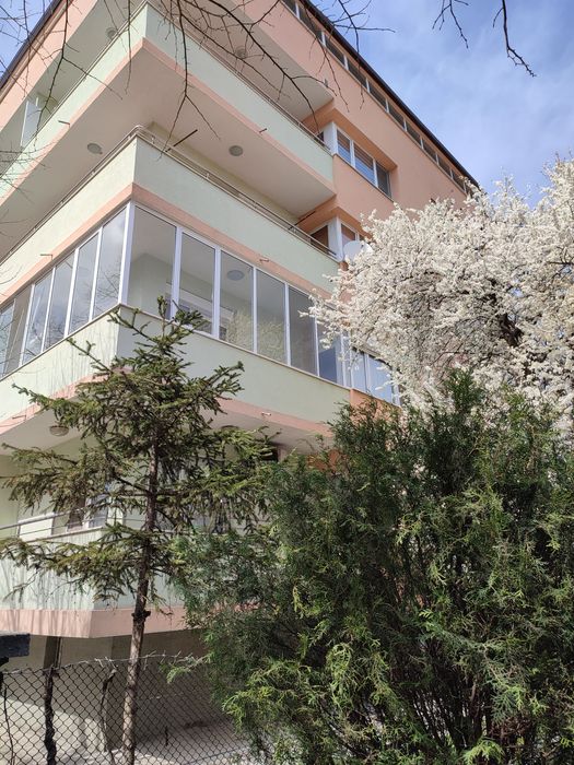 Продава се Тристаен апартамент в Хасково, Дружба 1 - 130 кв.м за 1500 €/кв.м - Снимка #13