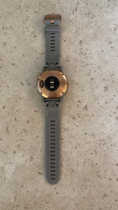 Fenix 6s часы почти новый