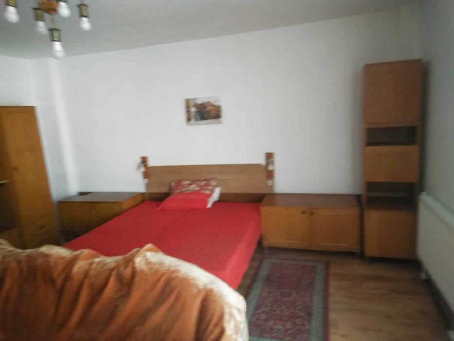 Apartament cu o camera de inchiriat in Floresti